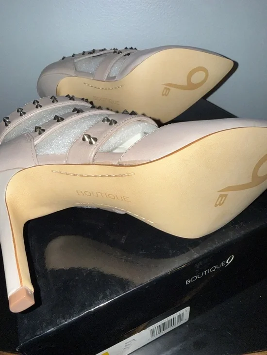 Boutique 9 Nine West ZOLA Spiked Heels - Picture 3 of 12